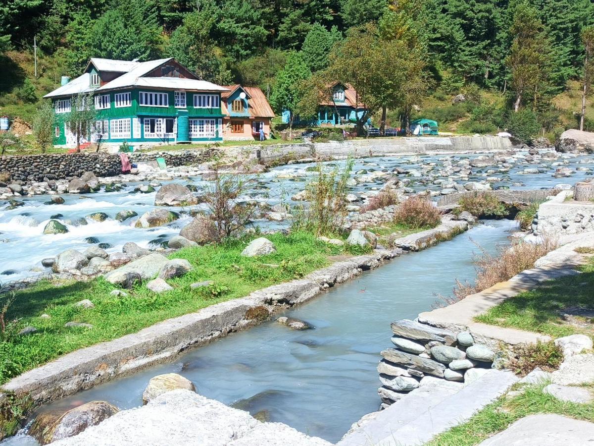 Hotel Lidder Palace Pahalgām Exteriör bild